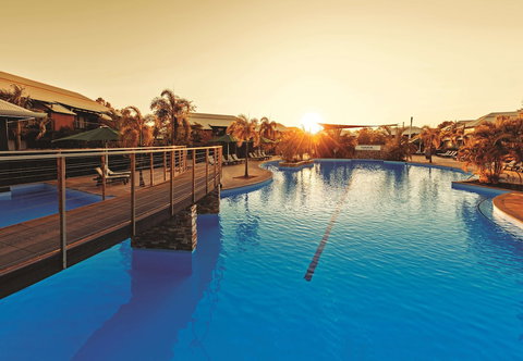 Oaks Cable Beach Resort - New Castle Holiday 6