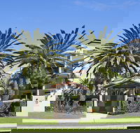 Sandcastles on the Broadwater - New Castle Holiday