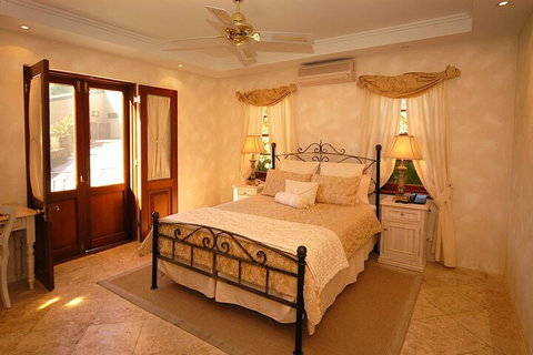 Victoria's At Wategos - New Castle Holiday 6