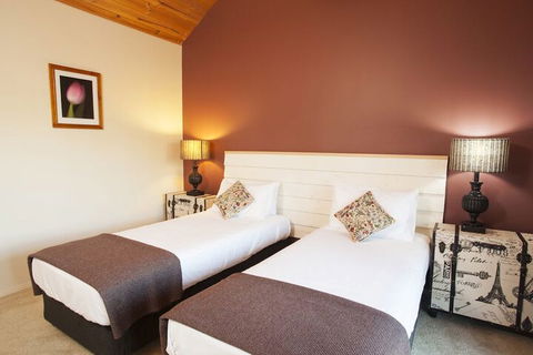 Beechworth Cedar Cottages - New Castle Holiday 3