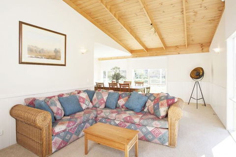 Beechworth Cedar Cottages - New Castle Holiday 2