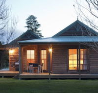 Beechworth Cedar Cottages - New Castle Holiday