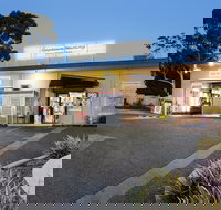 Captain Stirling Hotel - New Castle Holiday