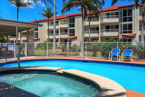 Key Largo Apartments - New Castle Holiday 4