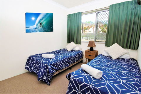 Key Largo Apartments - New Castle Holiday 5
