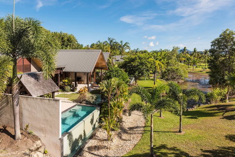 Niramaya Villas And Spa - New Castle Holiday 1