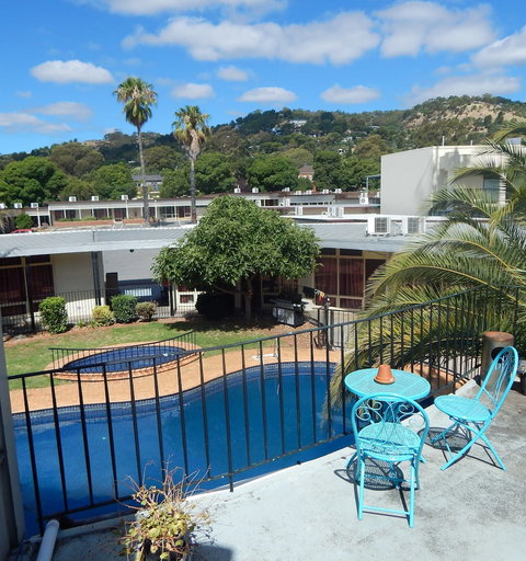 Jacksons Motor Inn - New Castle Holiday 0