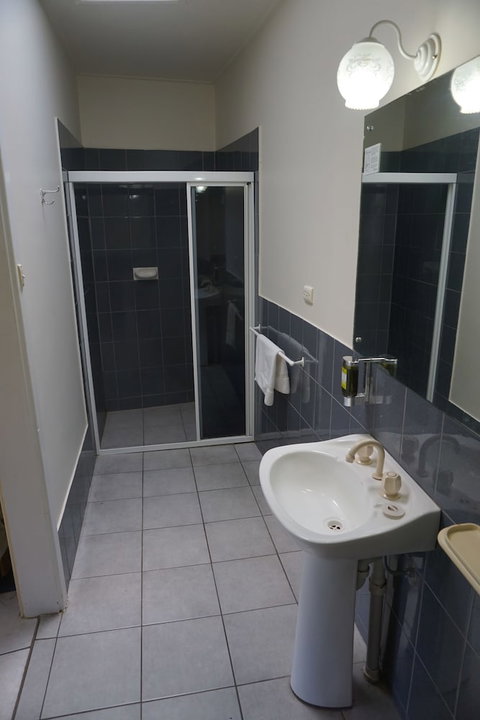 Jacksons Motor Inn - New Castle Holiday 4