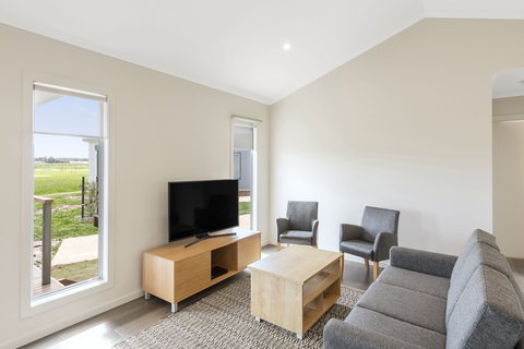 RACV Cobram Resort - New Castle Holiday 3