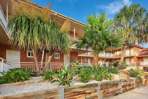 Best Western Casula Motor Inn - New Castle Holiday 1