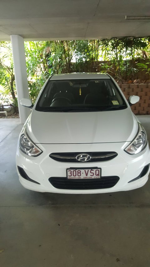 Beachfront Apartments On Trinity Beach - New Castle Holiday 6