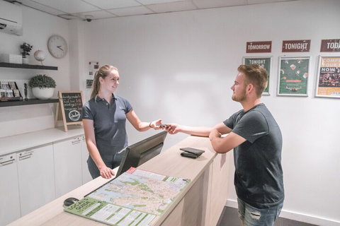 Westend Backpackers Hostel - New Castle Holiday 1