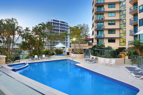 Peninsular Beachfront Resort - New Castle Holiday 4