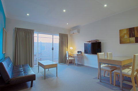 Brighton Serviced Apartments - New Castle Holiday 2