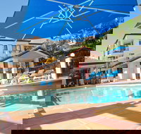 Chevron Palms Holiday Apartments - New Castle Holiday