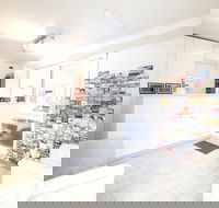 Manly Waves Hotel - New Castle Holiday