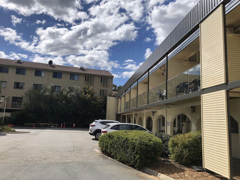 Canberra Short Term And Holiday Accommodation - New Castle Holiday 0