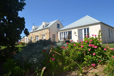 Mulberry Cottage B&B - New Castle Holiday 2