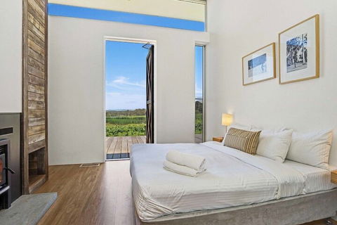 The Longhouse Suite 2 - New Castle Holiday 4
