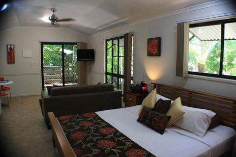 Boutique Bungalows - New Castle Holiday 6