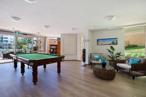 Rainbow Commodore Apartments - New Castle Holiday 1