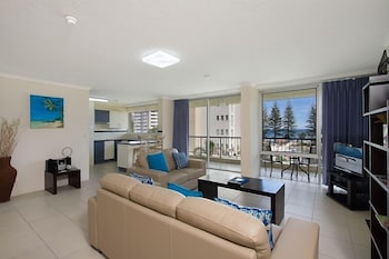 Rainbow Commodore Apartments - New Castle Holiday 6