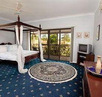 Willow Tree Estate - New Castle Holiday