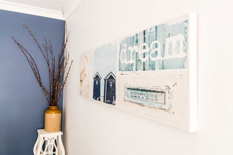 Anne's Waterfront Haven B&B - New Castle Holiday 3