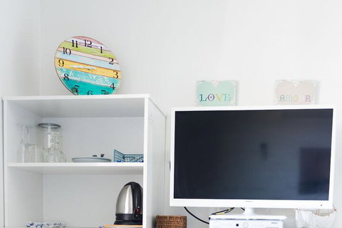 Anne's Waterfront Haven B&B - New Castle Holiday 6