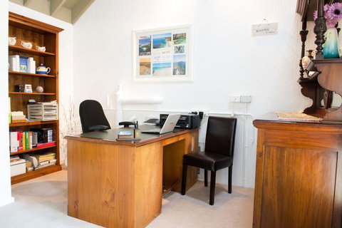 Nelson Bay Bed & Breakfast - New Castle Holiday 7