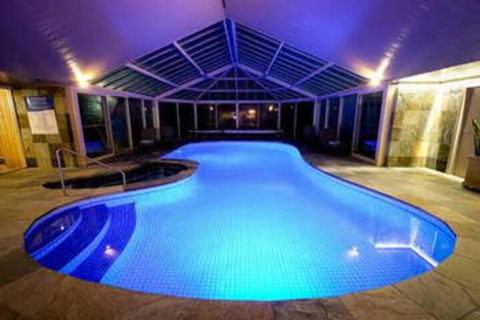Whitesbeach Guesthouse - New Castle Holiday 5