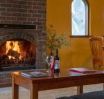 Linger Longer Vineyard Bed  Breakfast - New Castle Holiday