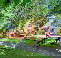 Lake Wendouree Luxury Apartments on Webster - New Castle Holiday