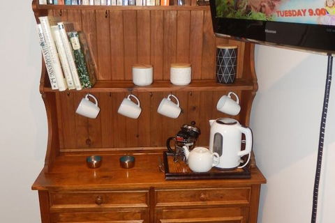 Mast Gully Gardens Bed & Breakfast - New Castle Holiday 7