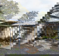 The Apartment - New Castle Holiday