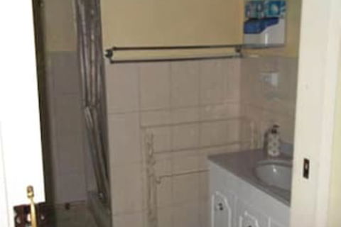 Staple House Bed And Breakfast - New Castle Holiday 3