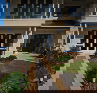 Searenity Holiday Accommodation - New Castle Holiday