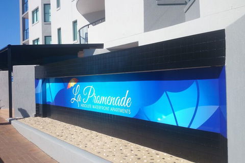 La Promenade - New Castle Holiday 2