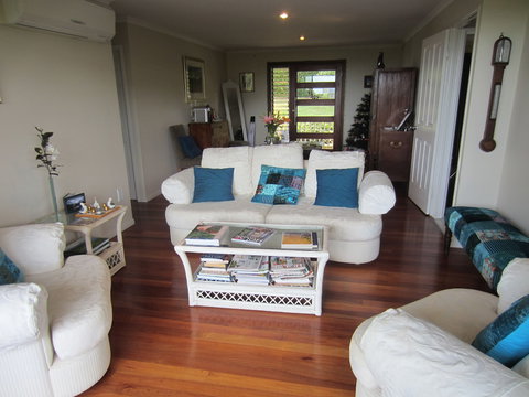 Eden Lodge - New Castle Holiday 3