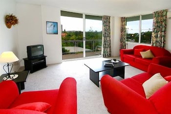 Tradewinds Apartments - New Castle Holiday 4