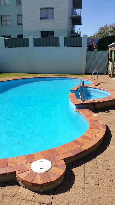 Tradewinds Apartments - New Castle Holiday 3