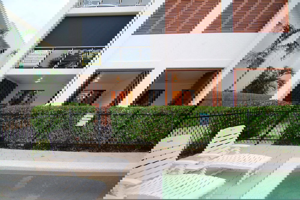 Yorkeys Knob QLD New Castle Holiday