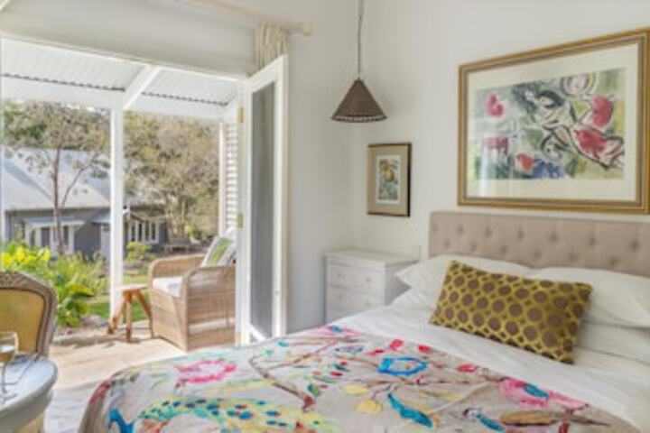 Coorabell ACT New Castle Holiday