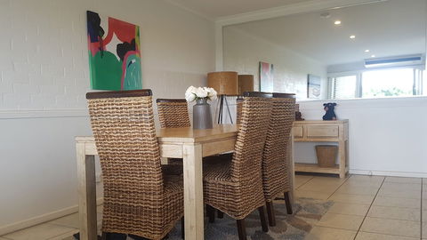 The Oasis Apartments And Treetop Houses - New Castle Holiday 6
