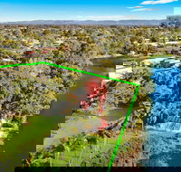 Caboolture Riverlakes Motel - New Castle Holiday