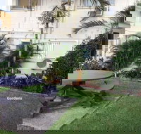 Coral Sands Motel - New Castle Holiday