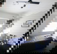 Hotel Gosford - New Castle Holiday