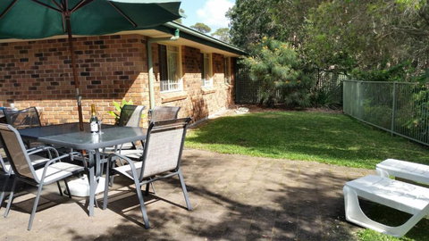 3 MELALEUCA - New Castle Holiday 2