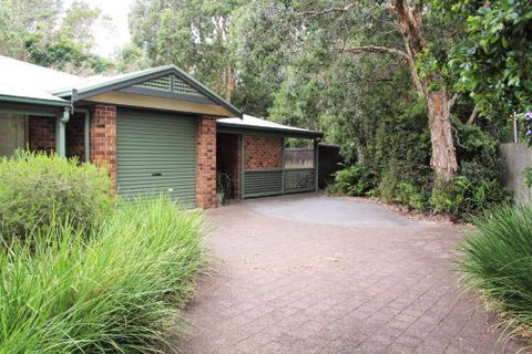 3 MELALEUCA - New Castle Holiday 5