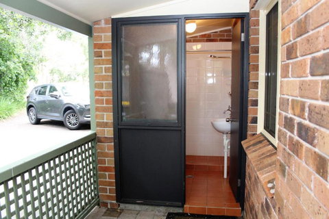 3 MELALEUCA - New Castle Holiday 3